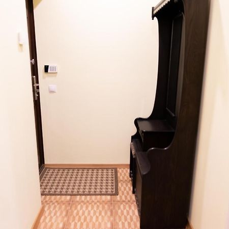Hot Riga Ernestines Iela 7-7 Enjoy The Feel Of Home And History! Экстерьер фото