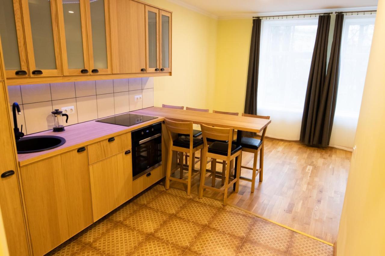 Hot Riga Ernestines Iela 7-7 Enjoy The Feel Of Home And History! Экстерьер фото